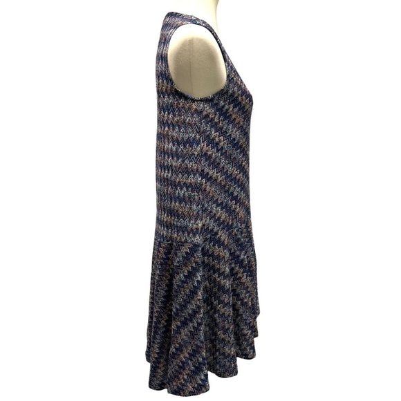 Maeve Westwater Chevron Knit V Neck Sleeveless Dress - Picture 6 of 13